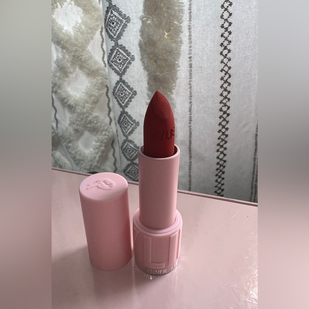 New Kylie Jenner Matte lipstick.  An Apple a Day